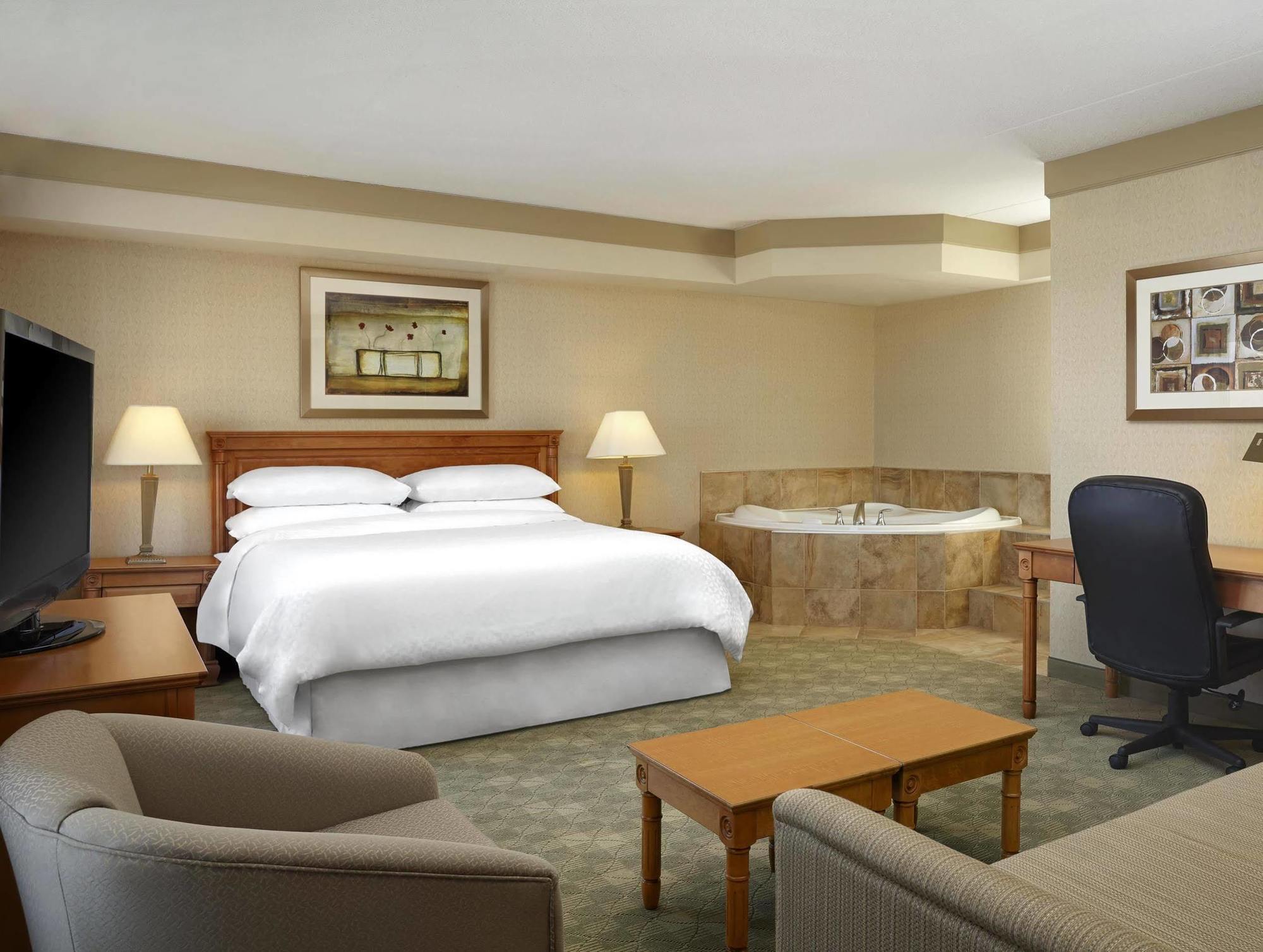 Four Points By Sheraton Kitchener-Waterloo Kültér fotó